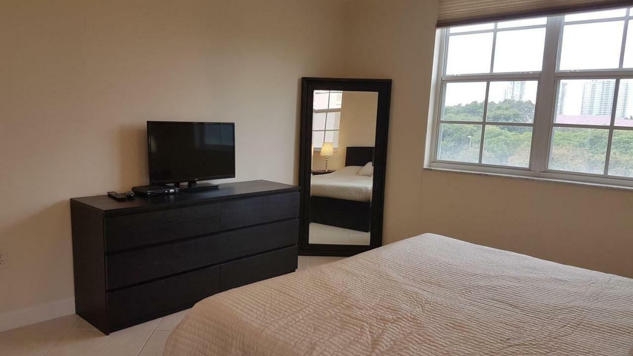 Yacht Club Aventura 2Br + 2Ba Lejlighed Miami Eksteriør billede