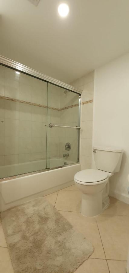 Yacht Club Aventura 2Br + 2Ba Lejlighed Miami Eksteriør billede